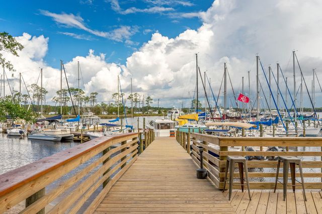 1446 Oakmont Place, Niceville, FL 32578