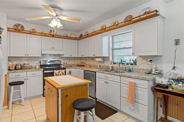 1366 N MERLIN TERRACE, Crystal River, FL 34429