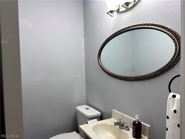 3502 Ivanhoe Drive, Kent, OH 44240