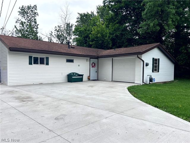 3502 Ivanhoe Drive, Kent, OH 44240