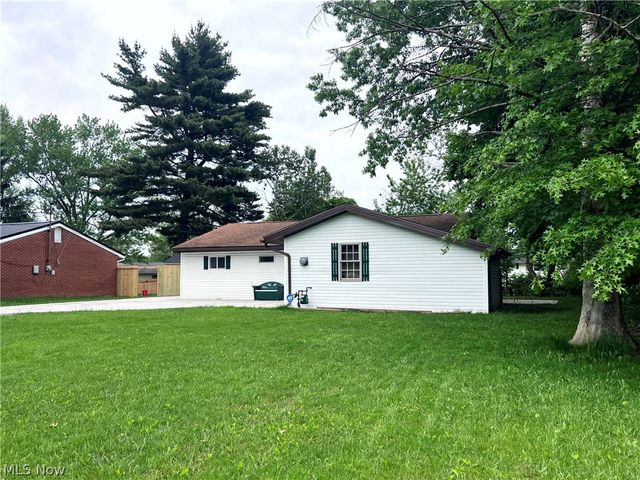 3502 Ivanhoe Drive, Kent, OH 44240