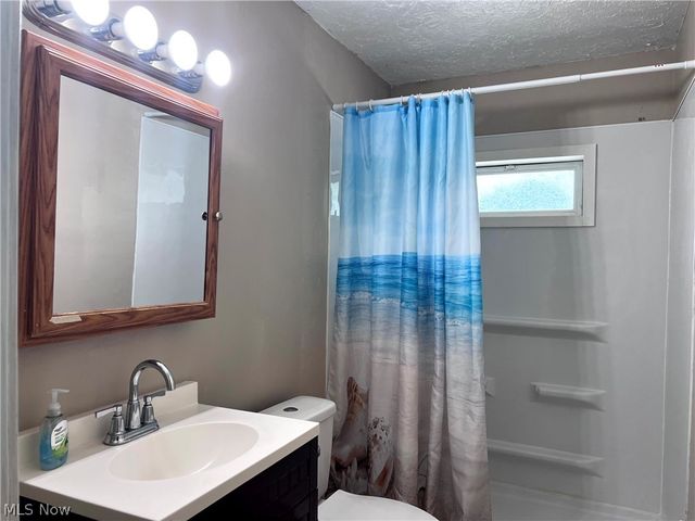 3502 Ivanhoe Drive, Kent, OH 44240
