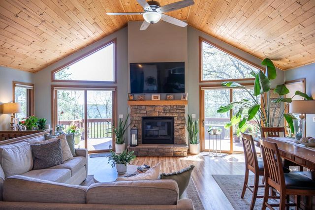 N14314 Clearview Road, Necedah, WI 54646
