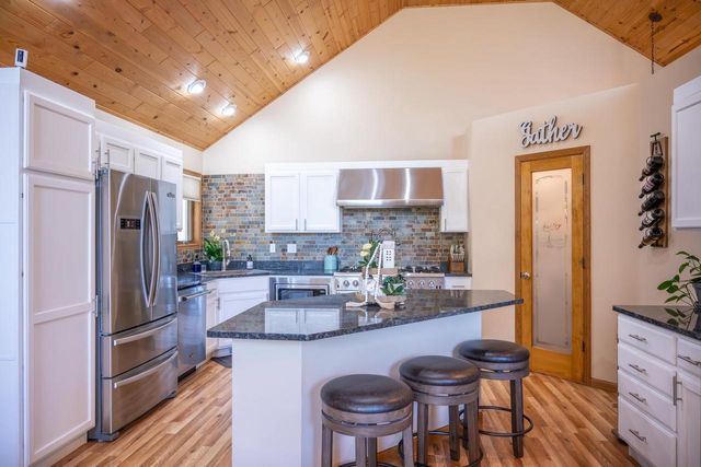 N14314 Clearview Road, Necedah, WI 54646