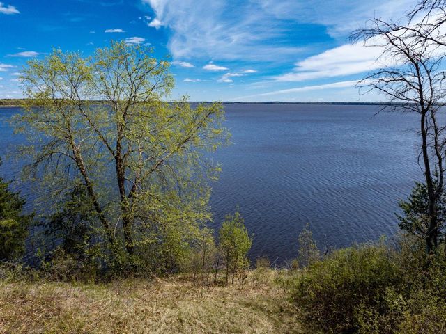 N14314 Clearview Road, Necedah, WI 54646
