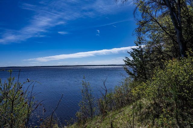 N14314 Clearview Road, Necedah, WI 54646