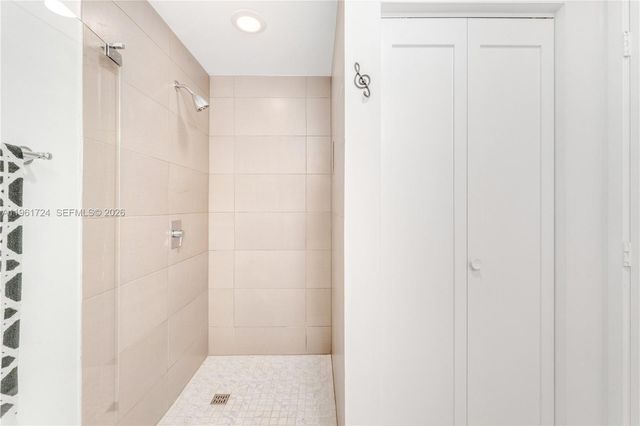 3470 E Coast Ave H1514, Miami, FL 33137