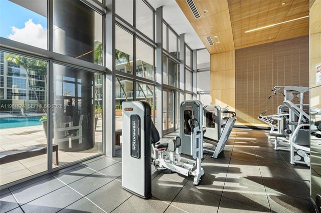 3470 E Coast Ave H1514, Miami, FL 33137