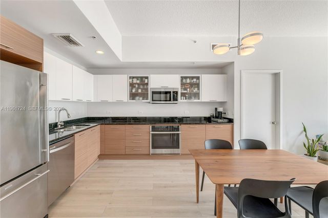 3470 E Coast Ave H1514, Miami, FL 33137