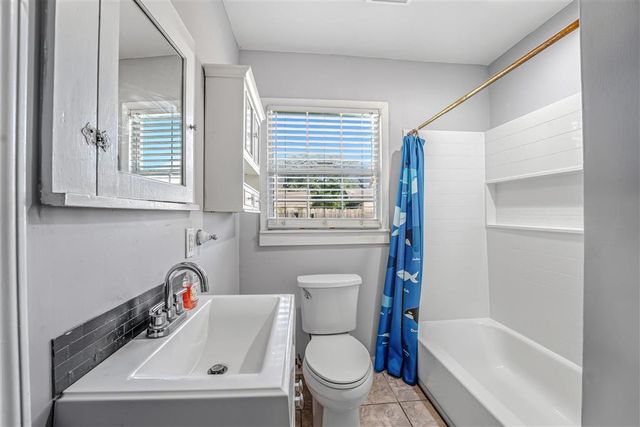 3709 Ernest Street, Lake Charles, LA 70605