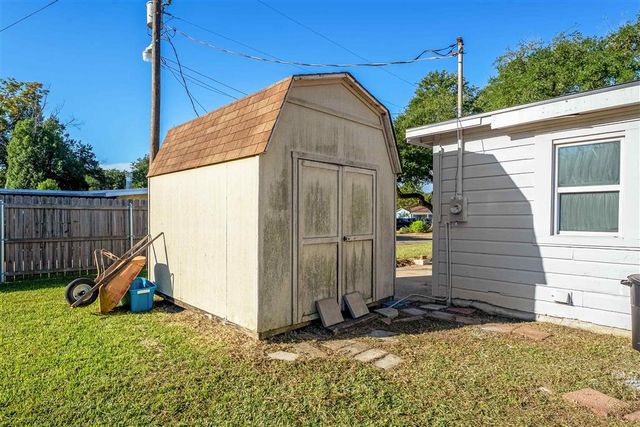 3709 Ernest Street, Lake Charles, LA 70605