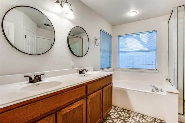 1314 Brighton Bend LN, Cedar Park, TX 78613