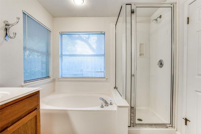 1314 Brighton Bend LN, Cedar Park, TX 78613