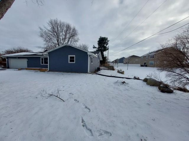 4806 Lynn Lane, Valparaiso, IN 46383