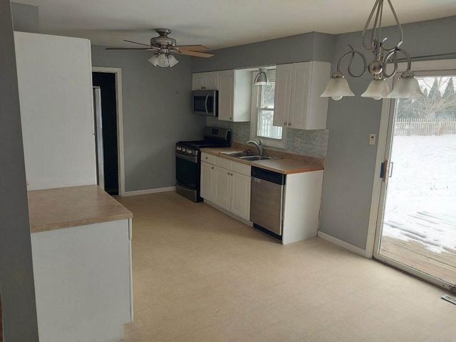 4806 Lynn Lane, Valparaiso, IN 46383