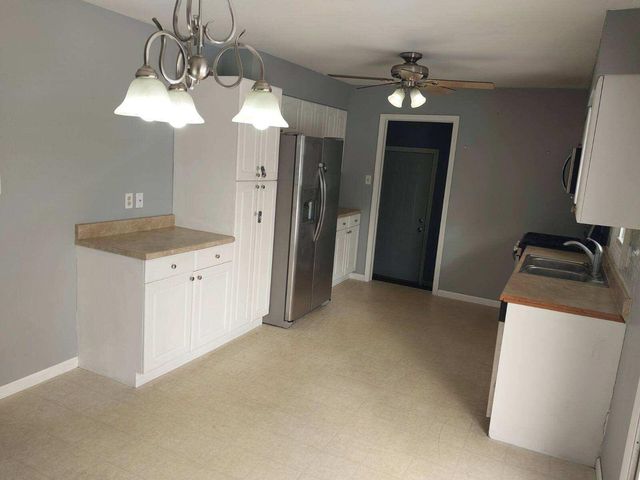 4806 Lynn Lane, Valparaiso, IN 46383