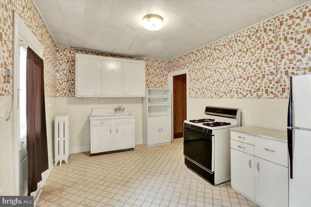 361 N 3RD ST, Lebanon, PA 17046