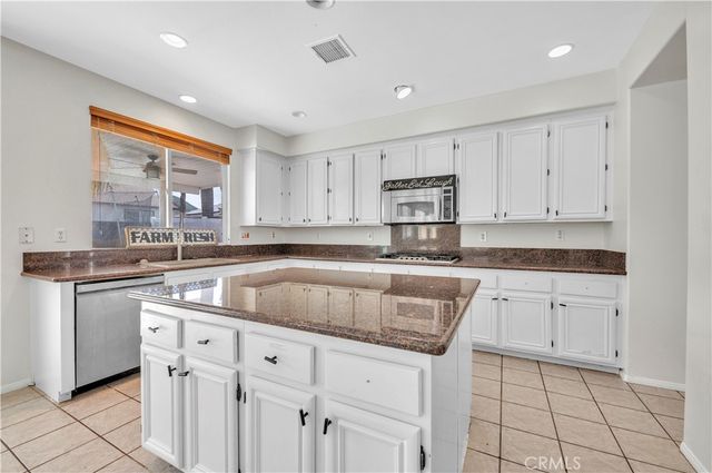 23831 Cloverleaf, Murrieta, CA 92562