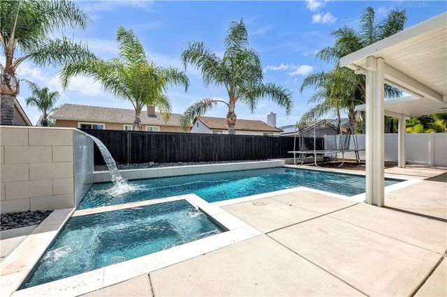 23831 Cloverleaf, Murrieta, CA 92562