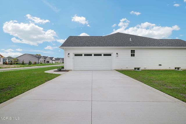 11171 Whitetail Way, Whitehouse, OH 43571