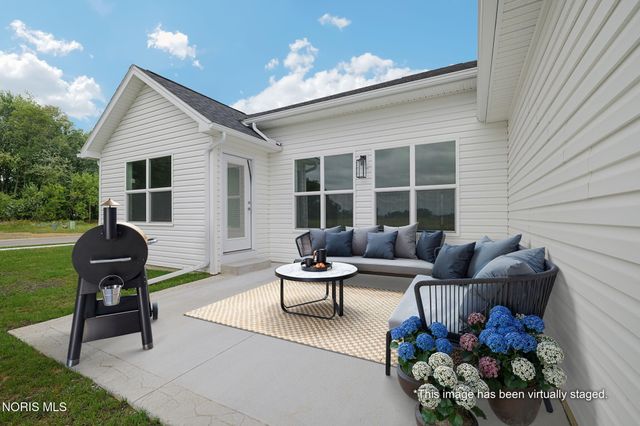 11171 Whitetail Way, Whitehouse, OH 43571