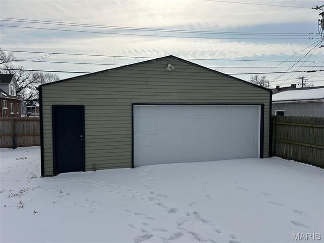 2614 Grand Avenue, Granite City, IL 62040