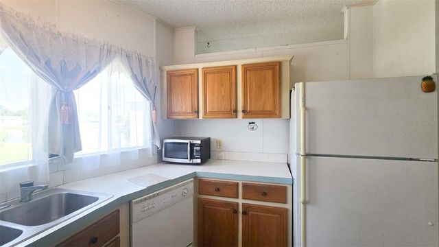300 BEECH COURT, Cocoa, FL 32926
