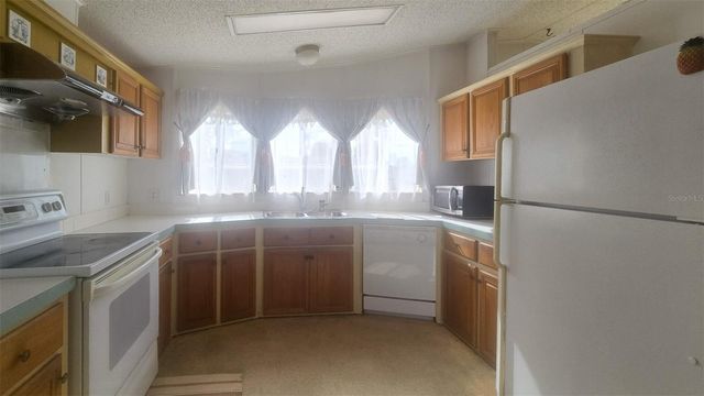 300 BEECH COURT, Cocoa, FL 32926