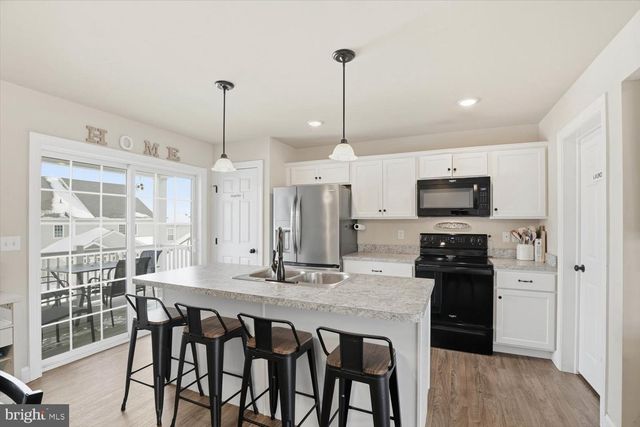 20 PACIFIC BLVD, Ephrata, PA 17522