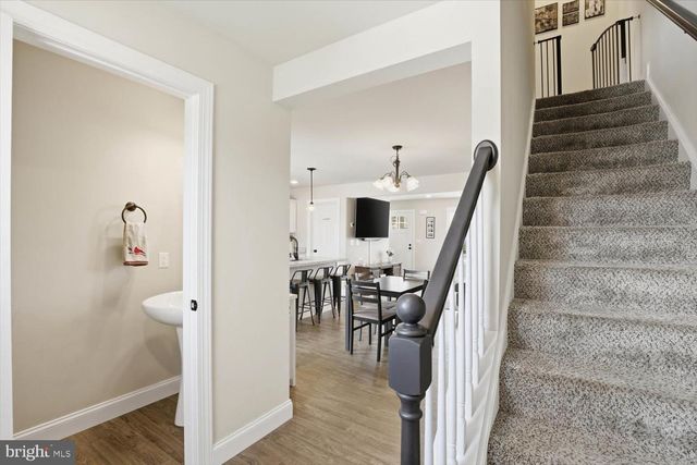 20 PACIFIC BLVD, Ephrata, PA 17522