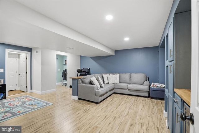 20 PACIFIC BLVD, Ephrata, PA 17522