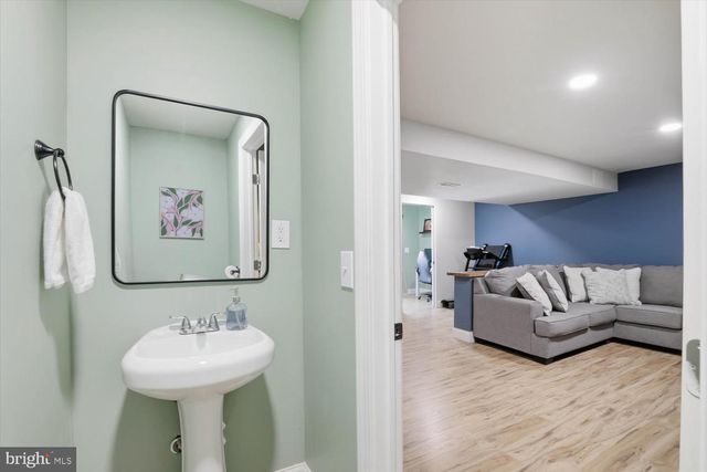 20 PACIFIC BLVD, Ephrata, PA 17522