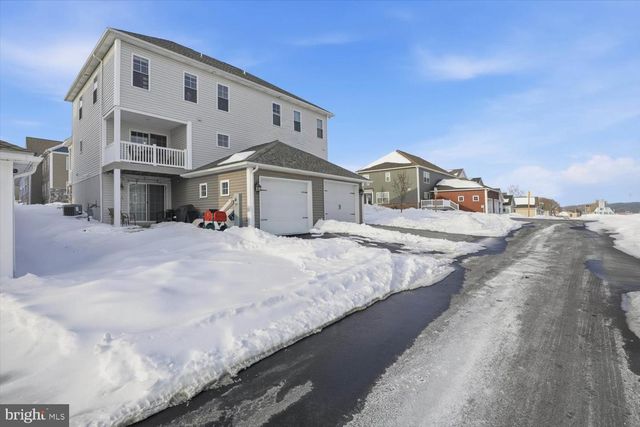 20 PACIFIC BLVD, Ephrata, PA 17522