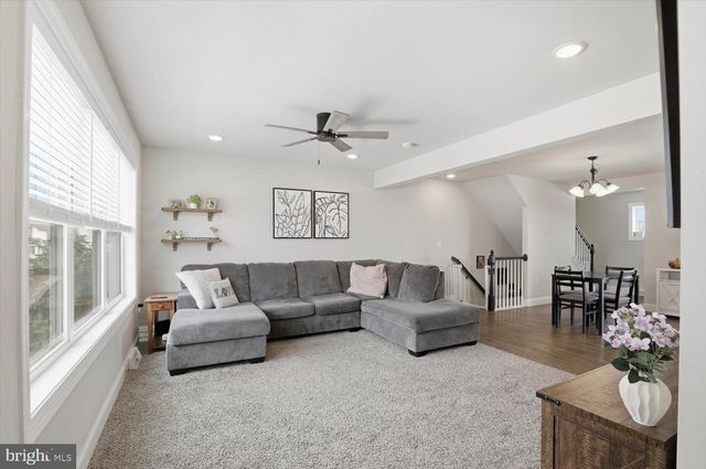 20 PACIFIC BLVD, Ephrata, PA 17522