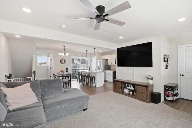 20 PACIFIC BLVD, Ephrata, PA 17522