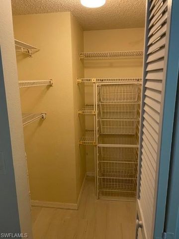 12481 McGregor BLVD 4, Fort Myers, FL 33919