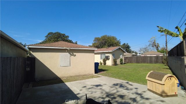 10520 E Zamora Avenue, Los Angeles, CA 90002