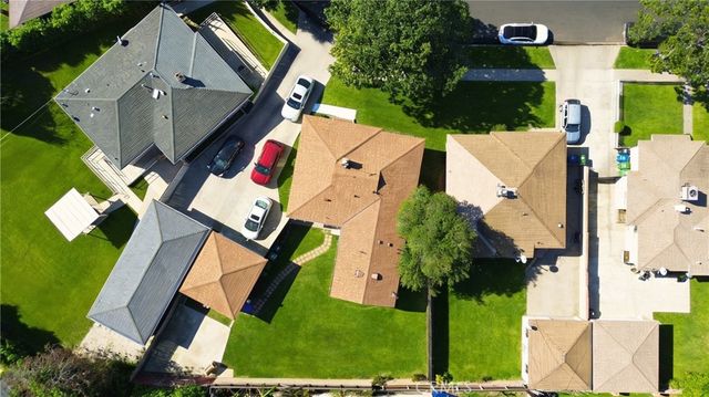 10520 E Zamora Avenue, Los Angeles, CA 90002