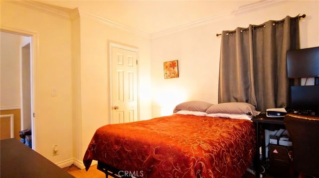 10520 E Zamora Avenue, Los Angeles, CA 90002