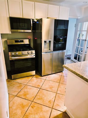 10520 E Zamora Avenue, Los Angeles, CA 90002