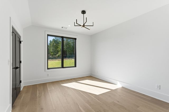 6704 Gower Rd, Nashville, TN 37209