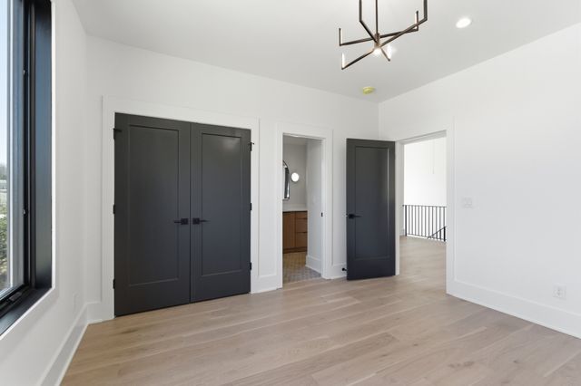 6704 Gower Rd, Nashville, TN 37209