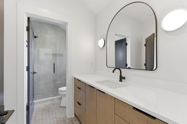 6704 Gower Rd, Nashville, TN 37209