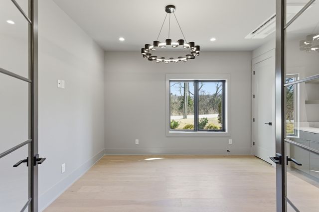 6704 Gower Rd, Nashville, TN 37209