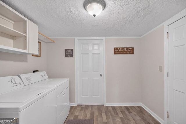 120 W White, Carrollton, GA 30117