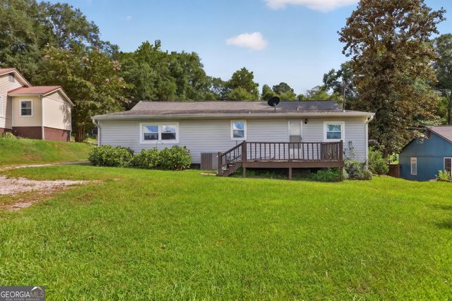 120 W White, Carrollton, GA 30117