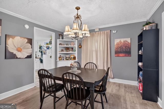 120 W White, Carrollton, GA 30117