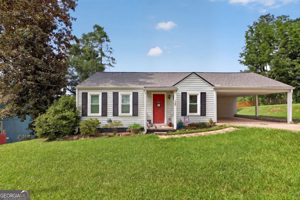 120 W White, Carrollton, GA 30117