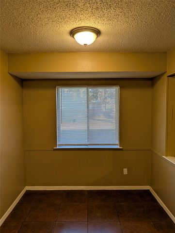 1563 Pamela Lane, Fort Worth, TX 76112