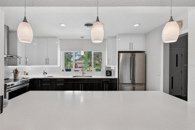 6900 22ND WAY S, St Petersburg, FL 33712